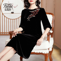 High-end retro mother silk velvet dress womens new autumn clothes loose large size mid-length skirt temperament