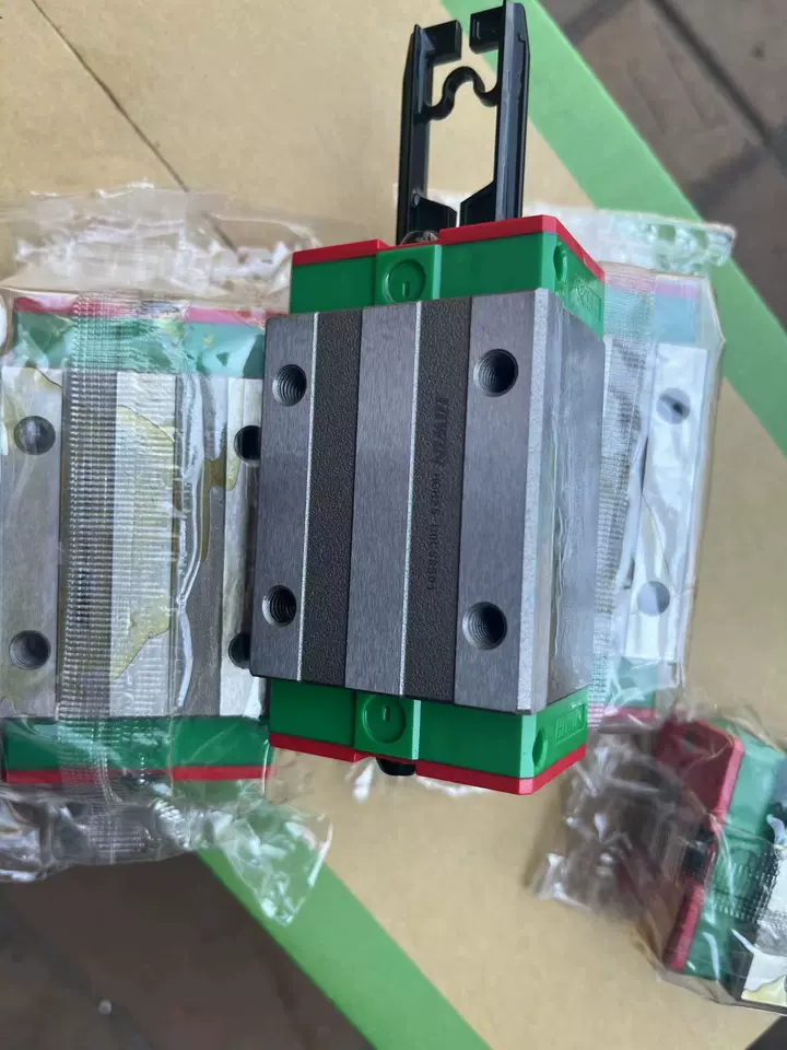 1 Stück Original Hiwin Block HGH15CA HGH20CA HGH25CA HGH30CA HGH35CA HGW15CC HGW20CC HGW25CC HGW30CC HGW35CC Schlittenführungsschiene – Detail 11