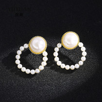 Hot-selling niche design minimalist pearl earrings female elegant noble princess round earrings earrings earrings stud accessories gifts