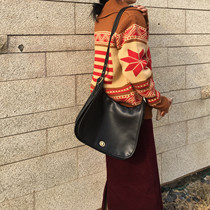 Fat fat homemade bag female 2021 new ffcher with the same middle-aged large-capacity shoulder messenger bag saddle bag female