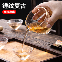 Hammerhead pattern male cup Japanese glass tea sea Small thickened tea separator Tea set Fair cup Single Japanese high-grade