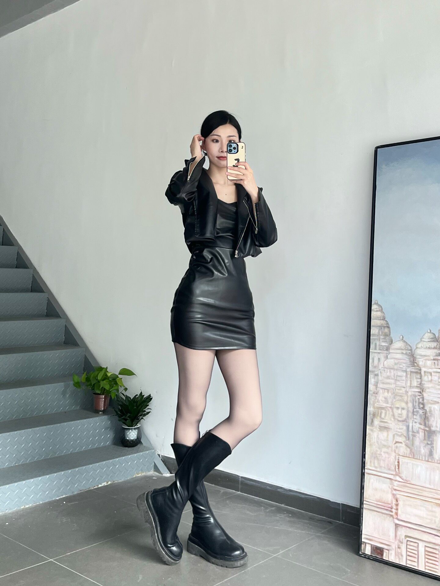 小野和子冬季黑丝光腿神器 加绒双层设计保暖不臃肿 替换装方便实用