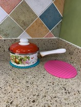 Export Japan oval table mat insulation non-slip anti-hot bowl mat coaster bottle opener silicone pad Bowl clip