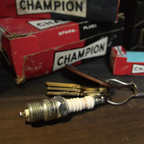 Metalize US old-fashioned retro Mars plug key ring metal key buttage limit