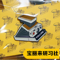 (Study Society Perimeter) Original Baoli to Camera Classic Yellow Leather Silver Machine SX-70 Metal Badge