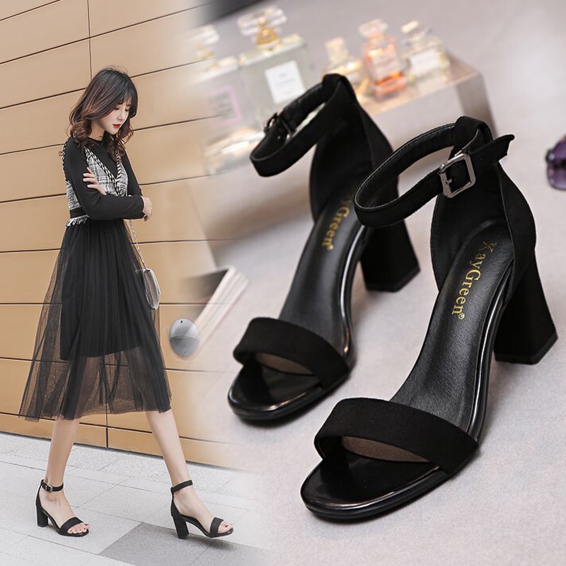 Word-of-the-word sandal sandals 2023 Summer new middle heel Heel Fairy Wind ladies Fashion Rome High heel shoes-Taobao