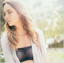 Anlifang Thousand Bird Gageless Series Ladies 1 2 Thin Cup Breasted Bra EB0246 Spot