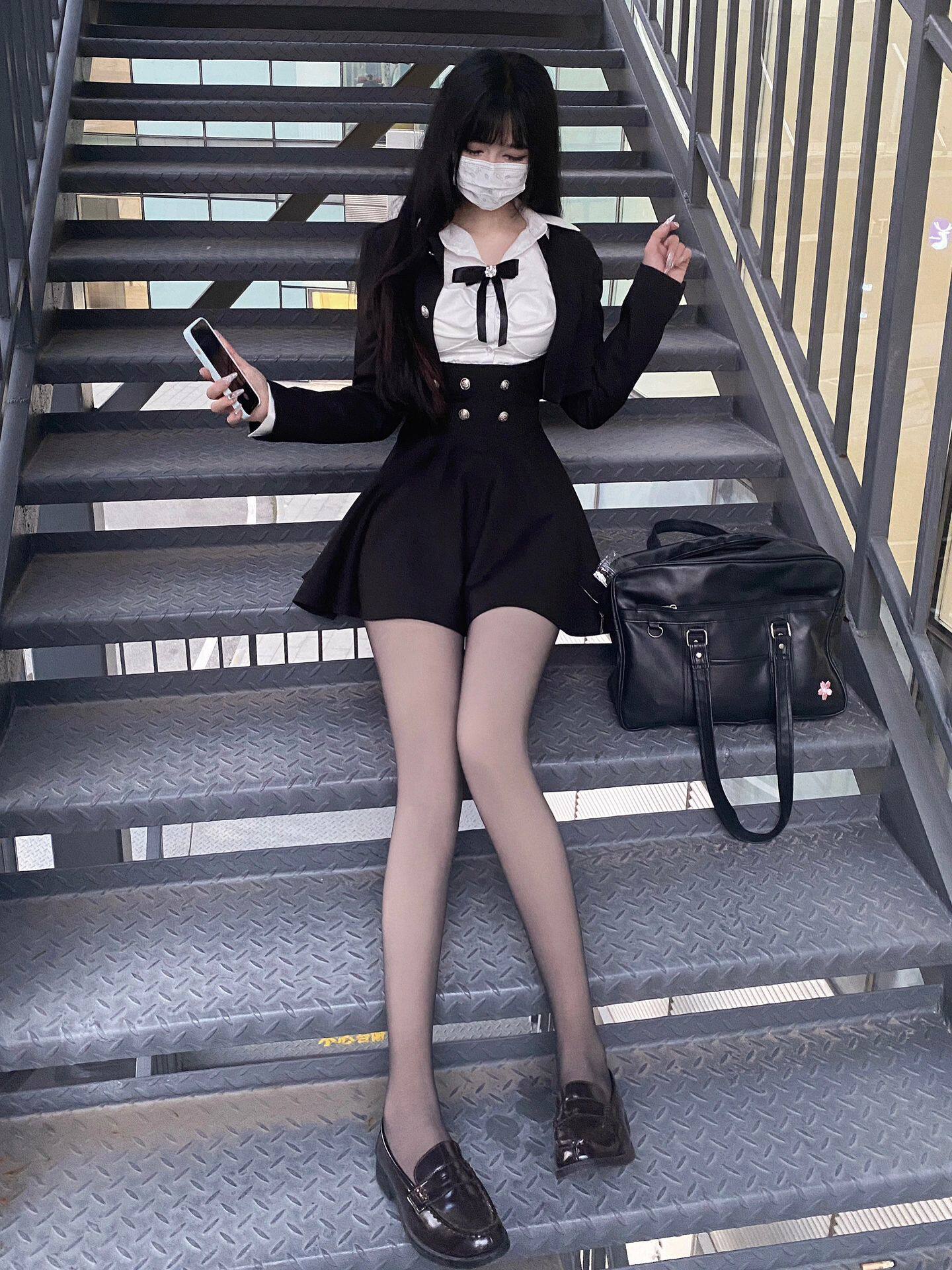 小野和子冬季黑丝光腿神器 加绒双层设计保暖不臃肿 替换装方便实用