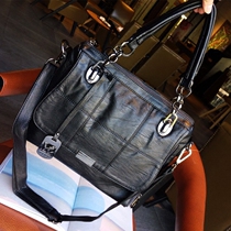 Leather Womens Bag 2021 New Tide Head Layer Cowhide Fashion Temperament Large Capacity Lady Advanced Sense Portable shoulder bag