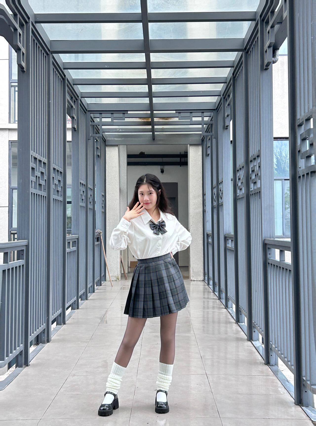 小野和子冬季黑丝光腿神器 加绒双层设计保暖不臃肿 替换装方便实用