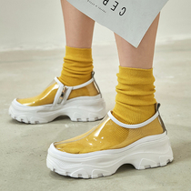 European and American leather thick bottom jelly daddy shoes women 2021 spring and autumn casual muffin transparent single shoes ins Net red socks shoes