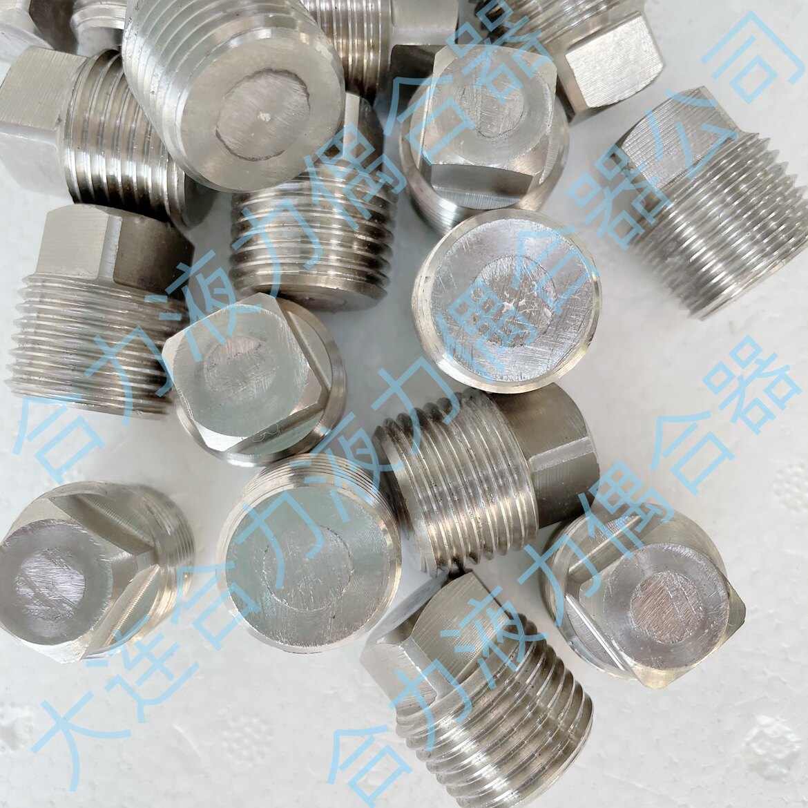 Easily soluble plug 1 2NPT stainless steel 304 fuse temperature 125 ° C line safety valve easy melt flow stopper easy lava