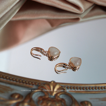 925 sterling silver love imitation cats eye stone earrings simple temperament French light luxury advanced sense retro ear hook