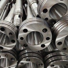 Шпиндель 求质机械厂bt40动力头专机数控主轴整体硬度50-55°正品