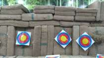 Handle the new intended grass target Bullseye target core Bow and arrow target Wall target frame target paper XPE arrow target for arrow museum