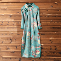 Retro young girl autumn and winter modified version of the long national wind dress bone long sleeve Suede cheongsam