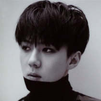 Mens wig short hair Korean version of handsome boys realistic short straight hair fashion Natural men fluffy casual students Black