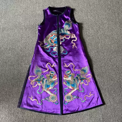 Cloud decoration totem 2021 original ethnic style women's hand embroidery three lions casual folio horse clip