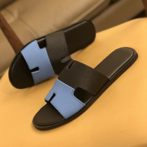 Summer genuine leather-lined slippers mens European station mens 2021 new anti-slip 100 hitch outside wearing slippers beach sandals