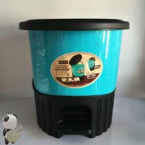Plastic sanitary trash can creative fashion pedal home kitchen sanitary European trash can bucket