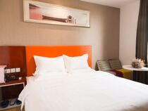 7 Days Hotel chain hotel · Fuyang railway station store Ali exclusive bed room