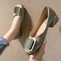 Single shoe woman coarse heel 2021 new square head light mouth soft leather 100 hitch low heel fashion professional square button flat bottom bean-bean shoes