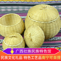 Guangxi Zhuang farmers elderly pure handmade bamboo basket large medium and small band covered bamboo basket collection remember and adornments