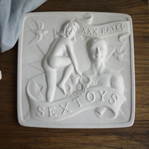 W1962 outlet US white matt white ceramic relief figure Playboy wall hanging decorated bar decoration