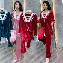 Net red with the same golden velvet pyjamas 2020 autumn and winter Korean version long sleeve lace suit foreign air princess wind family clothes