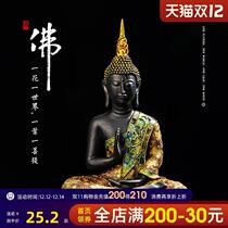 * Thai Buddha statue of the Buddha Sakya Moni Buddha Head of the Living Room Southeast Asian style Thai Restaurant decoration