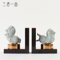 New Chinese ceramic pony bookstore decoration book by study book stand Model Room porch sales office soft handicraft