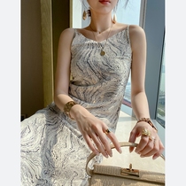 French suspender dress female 2021 summer new sexy V-neck chiffon skirt split thin printed beach skirt