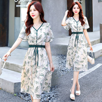 Printed snowspun hympanned dress Women 2021 Summer new Korean version of the body V Collar Temperament Laces Thin mother A word dress