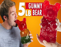 United States world oversized bear gummy gummy giant juice gummy bear birthday gift candy