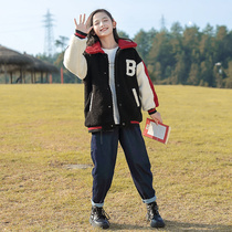 Girls autumn coat 2022 new middle-aged childrens autumn and winter plus velvet thick wool sweater winter lamb velvet jacket tide