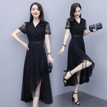 Lace stitching dress temperament light mature wind hollow 2021 new summer waist slim knee big dress