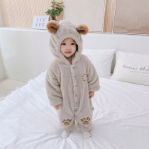 Baby clothes in winter thickened newborn conjoined clothes 0-3 months old men and women baby autumn and winter clothes out