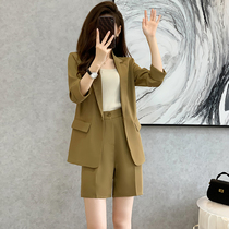 Casual Shorts Suit Suit Womens Professional Dress Temperament Goddess Fan Fashion Foreign Gas Small two sets of summer and thin