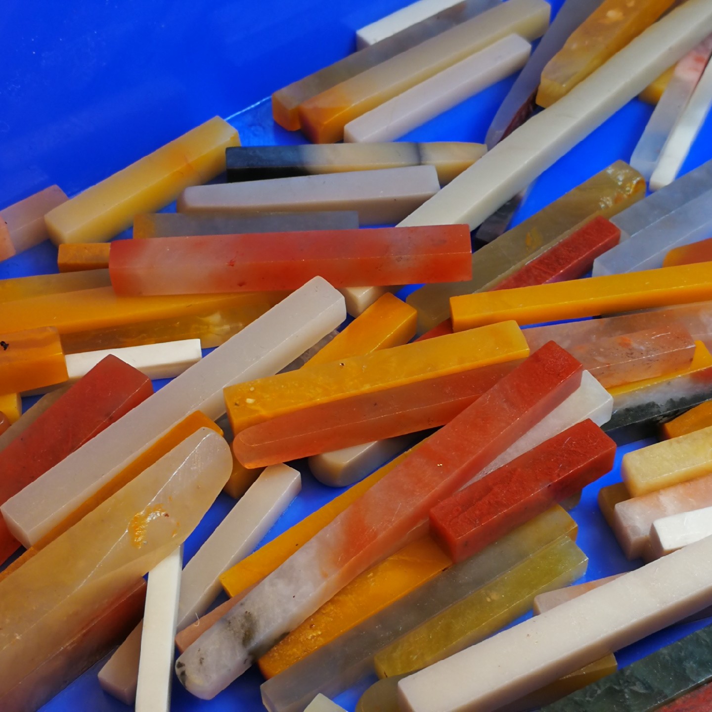 The little demon in Laos has a first-class knife sense and a transparent texture