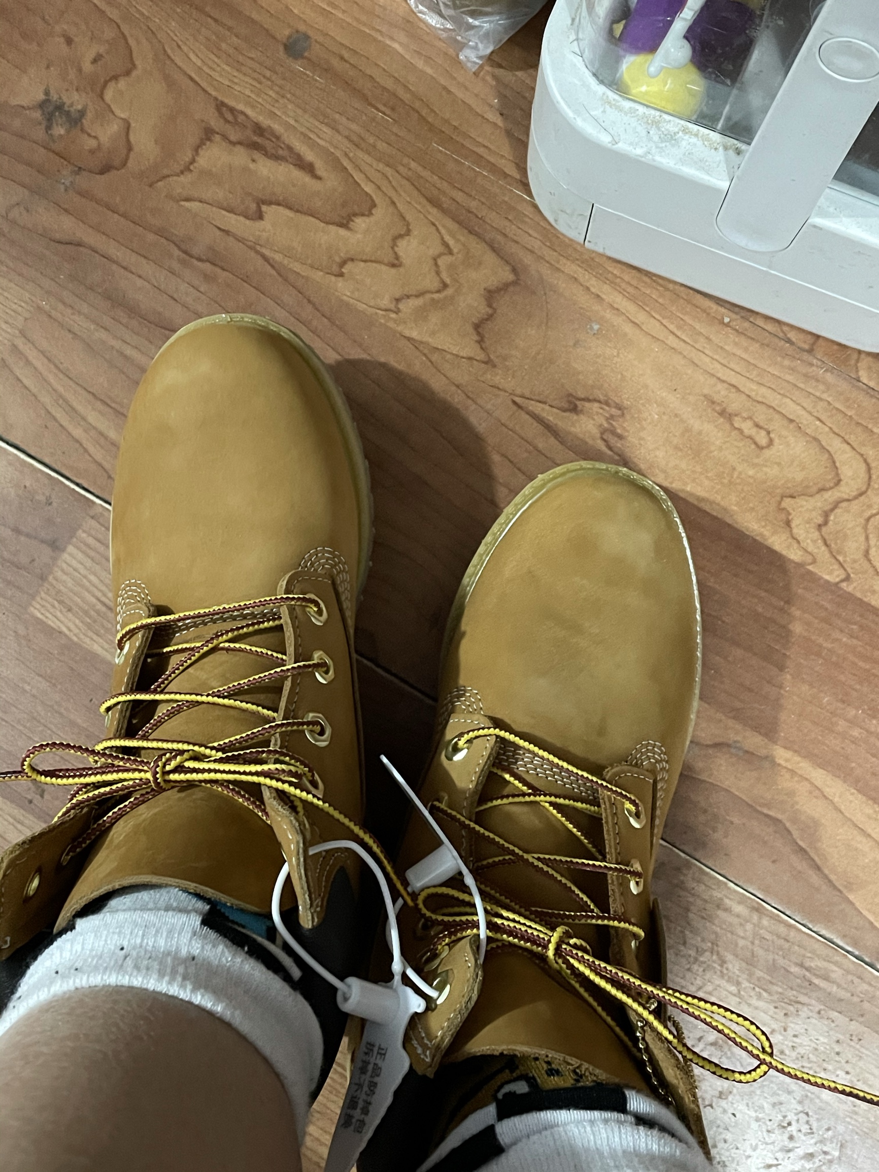 新手必看:添柏岚大黄靴户外休闲鞋怎么样?专家们分析真相如何