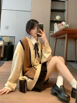 Xiaoyou MONA changed its name to ms Tianmomo Korean loose and thin top soft waxy V-neck small fragrance knitted cardigan women