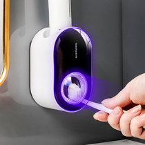 lynn Automatic toothpaste squeezing artifact pressing wall-mounted toothbrush clip wall-mounted childrens punch-free toothpaste squeezer