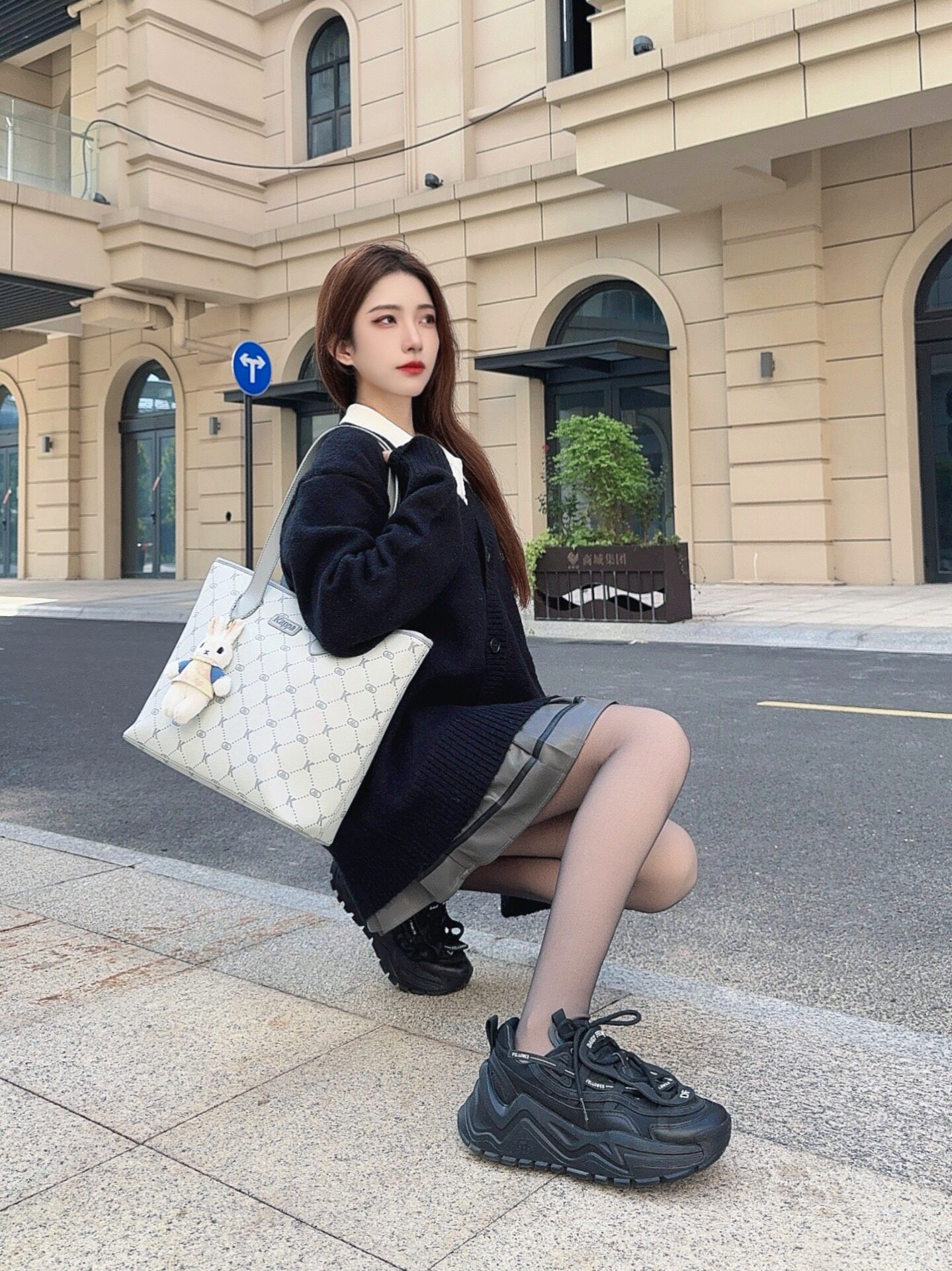 小野和子冬季黑丝光腿神器 加绒双层设计保暖不臃肿 替换装方便实用