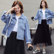 2020 Spring and Autumn New Korean version of loose fashion denim coat women short bf students Joker little denim clothes