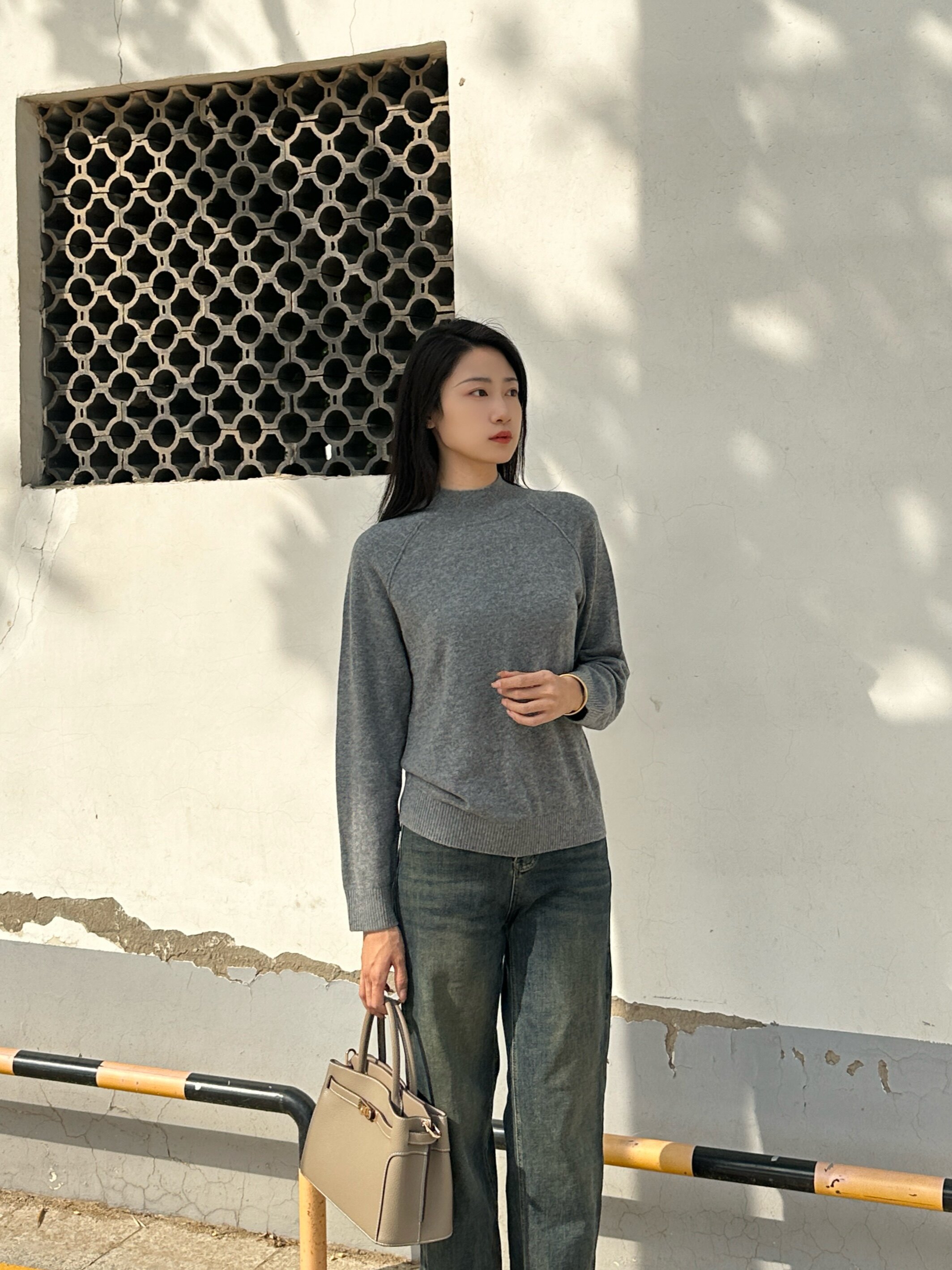 百丽鎏金岁月凯莉包 质感牛皮高级耐磨 大容量通勤 妈妈包婚包两用