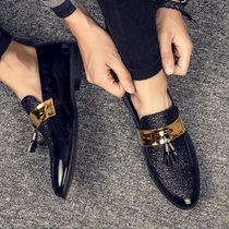 Leather shoes mens Korean version of the trend British wild Bullock shoes mens pedal hair stylist net red shoes increased