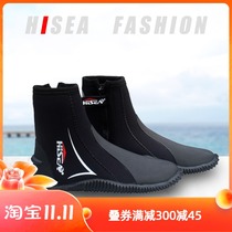 Anti-cut scraping anti-slip diving shoes men paragraph 5mm thickened end wading anadromous beach combing sandals soft-soled shoes