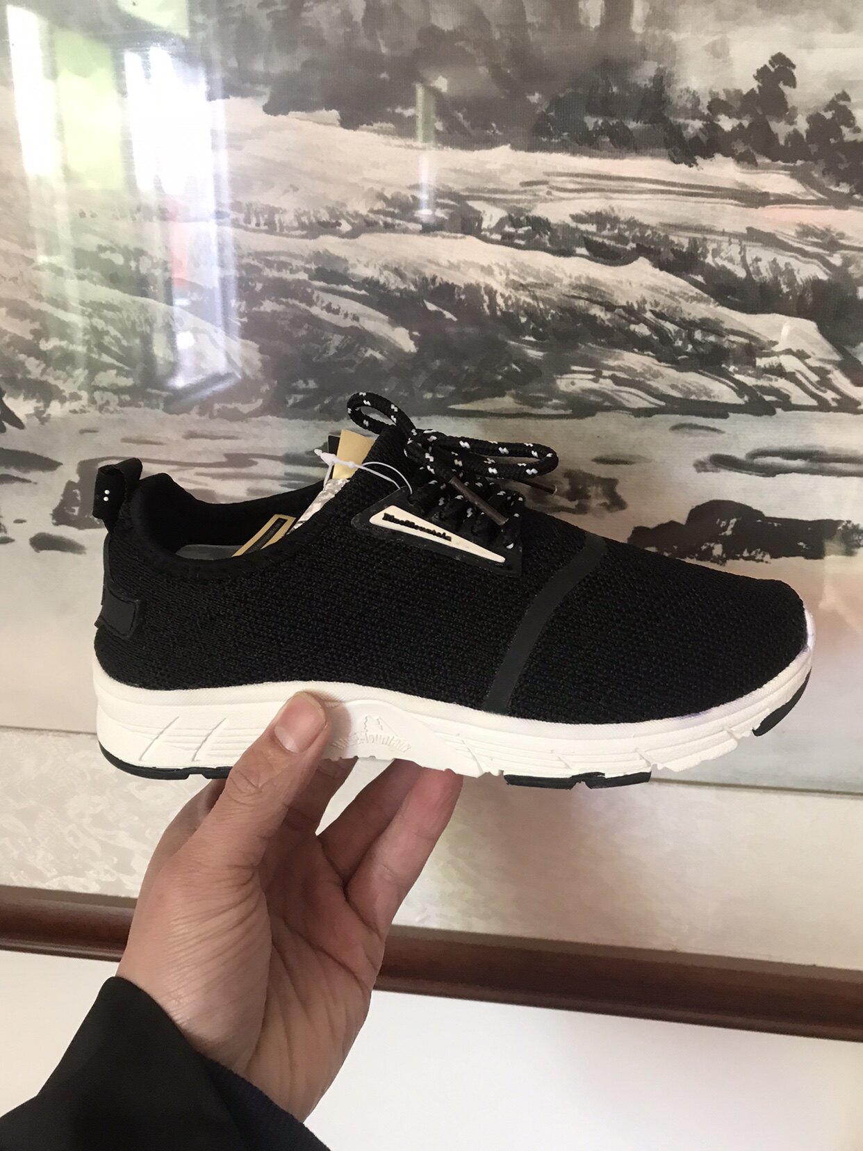 Broken code special clearance children's shoes spring and autumn models flying woven boys and girls shoes breathable shock absorption wear-resistant comfortable cabbage price