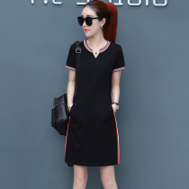 Medium-length V-neck short-sleeved dress T-shirt womens summer 2021 new womens loose age-reducing wild Western style top