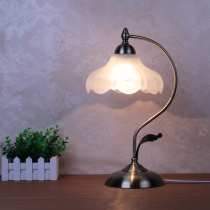 American country vintage bedside lamp European pastoral bedroom living room booklight Chinese classical wrought iron dimming lighting